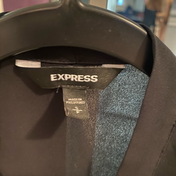 Chiffon Shirt - Picture 2 of 3